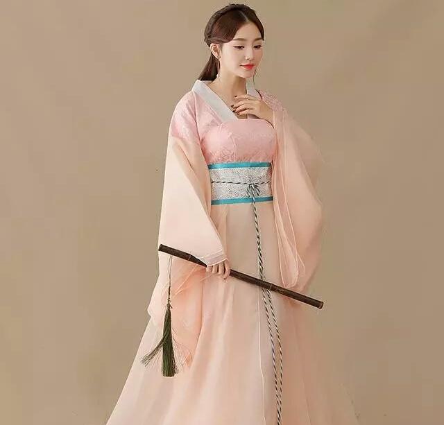 心理測(cè)試:4套古裝選最喜歡的,測(cè)你前世是什么身份,我是普通人